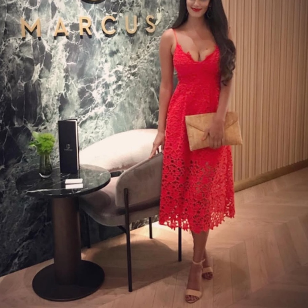 ASTR LACE MIDI DRESS- RED - XS